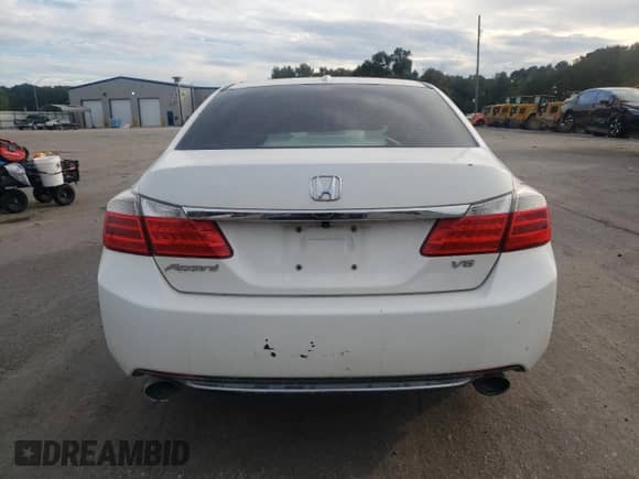 2014 Honda Accord EX-L z VIN 1HGCR3F86EA002954, wystawiony jako Copart lot #86051755 z przebiegiem 216 478 mil mil oraz Czysty tytuł • Clean title. Historia ofert i sprzedaży dostępna na DreamBid. Obrazek 6.