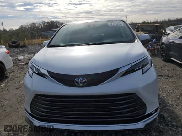 2024 Toyota Sienna Limited с VIN 5TDZRKEC4RS204631, выставлен на аукционе Copart как лот 88879235 с пробегом 5 734 миль миль и Списание • Salvage title. История ставок и продаж доступна на DreamBid. Изображение 5.