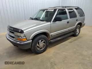 2000 Chevrolet Blazer LT с VIN 1GNDT13W7Y2171060, выставлен на аукционе Copart как лот 81484525 с пробегом 226 630 миль миль и Чистый • Clean title. История ставок и продаж доступна на DreamBid. Изображение 1.