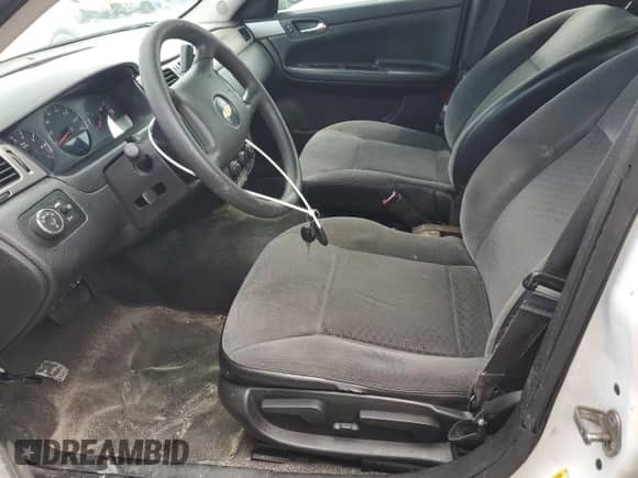 2016 Chevrolet Impala Police Police с VIN 2G1WD5E30G1132536, выставлен на аукционе Copart как лот 72084675 с пробегом 154 438 миль миль и На запчасти • Non repairable. История ставок и продаж доступна на DreamBid. Изображение 7.