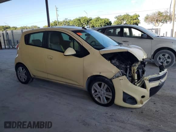 2014 Chevrolet Spark LS с VIN KL8CB6S9XEC473196, выставлен на аукционе Copart как лот 87050905 с пробегом 53 461 миль миль и Списание • Salvage title. История ставок и продаж доступна на DreamBid. Изображение 4.