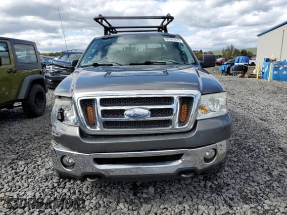 2008 Ford F-150 STX с VIN 1FTRX14W18FB58833, выставлен на аукционе Copart как лот 85161675 с пробегом 129 725 миль миль и Списание • Salvage title. История ставок и продаж доступна на DreamBid. Изображение 5.