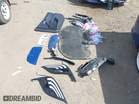 2023 Toyota Camry SE z VIN 4T1G11AK4PU102689, wystawiony jako IAAI lot #42928088 z przebiegiem 38 369 mil mil oraz . Historia ofert i sprzedaży dostępna na DreamBid. Obrazek 12.