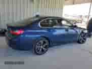 2021 BMW 3 Series 330e xDrive z VIN 3MW5P9J04M8B87501, wystawiony jako Copart lot #56735445 z przebiegiem 25 818 mil mil oraz Szkoda całkowita • Salvage title. Historia ofert i sprzedaży dostępna na DreamBid. Obrazek 3.