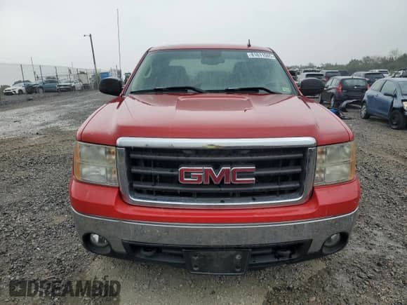 2007 GMC Sierra 1500 SLE1 with VIN 2GTEK13C971584084, listed as a Copart auction lot 81611505 with 105,807 mi miles and Clean title. Bid and sale history available at DreamBid. Image 5.