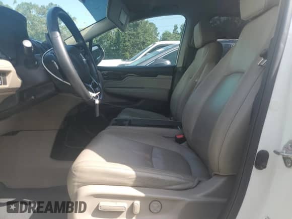 2018 Honda Odyssey Elite with VIN 5FNRL6H93JB111116, listed as a Copart auction lot 65964375 with 145,509 mi miles and Salvage title. Bid and sale history available at DreamBid. Image 7.