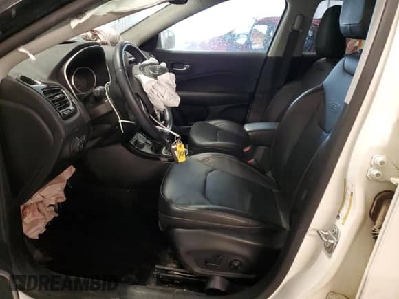 2020 Jeep Compass Limited with VIN 3C4NJDCB2LT137441, listed as a Copart auction lot 70953335 with 62,883 mi miles and Salvage title. Bid and sale history available at DreamBid. Image 7.