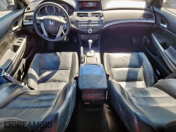 2010 Honda Accord EX-L z VIN 1HGCP2F80AA178683, wystawiony jako Copart lot #82394255 z przebiegiem 123 700 mil mil oraz Szkoda całkowita • Salvage title. Historia ofert i sprzedaży dostępna na DreamBid. Obrazek 8.