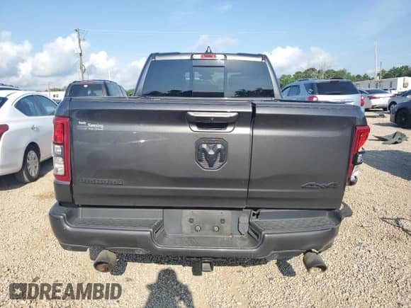 2020 Ram 1500 Big Horn с VIN 1C6SRFMT5LN337591, выставлен на аукционе Copart как лот 56435865 с пробегом 82 993 миль миль и На запчасти • Non repairable. История ставок и продаж доступна на DreamBid. Изображение 6.