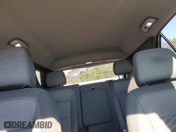 2018 Chevrolet Equinox LT z VIN 2GNAXSEV5J6282782, wystawiony jako Copart lot #80261075 z przebiegiem 100 760 mil mil oraz Szkoda całkowita • Salvage title. Historia ofert i sprzedaży dostępna na DreamBid. Obrazek 10.