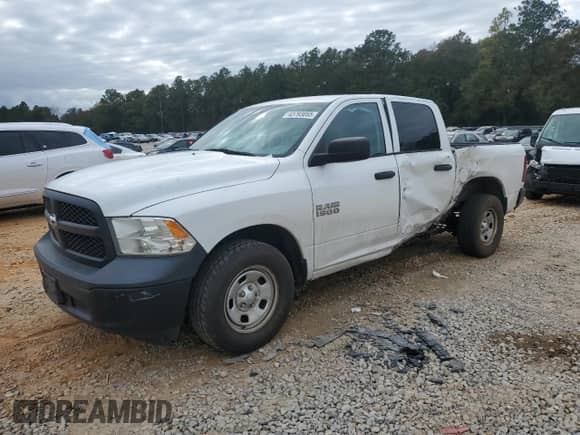 2013 Ram 1500 Tradesman with VIN 1C6RR6KG7DS693046, listed as a Copart auction lot 43793055 with 141,997 mi miles and Salvage title. Bid and sale history available at DreamBid. Image 1.