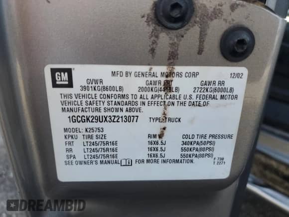 2003 Chevrolet Silverado 2500 LS z VIN 1GCGK29UX3Z213077, wystawiony jako Copart lot #58804425 z przebiegiem Nie podano mil oraz Szkoda całkowita • Salvage title. Historia ofert i sprzedaży dostępna na DreamBid. Obrazek 12.