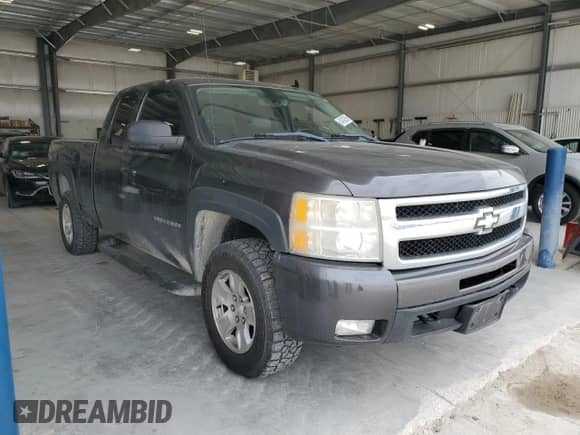 2010 Chevrolet Silverado 1500 LTZ с VIN 1GCSKTE30AZ189656, выставлен на аукционе Copart как лот 54202565 с пробегом 153 877 миль миль и Списание • Salvage title. История ставок и продаж доступна на DreamBid. Изображение 4.