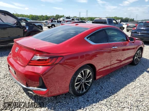 2016 Honda Accord EX-L with VIN 1HGCT1B68GA002113, listed as a Copart auction lot 69871455 with 30,118 mi miles and Salvage title. Bid and sale history available at DreamBid. Image 3.
