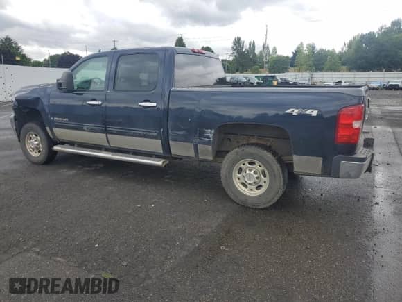 2007 Chevrolet Silverado 2500HD 1LT с VIN 1GCHK23607F529156, выставлен на аукционе Copart как лот 67805585 с пробегом 195 580 миль миль и Списание • Salvage title. История ставок и продаж доступна на DreamBid. Изображение 2.