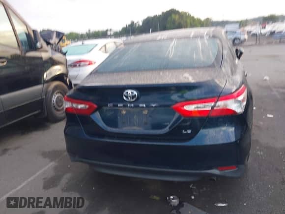 2018 Toyota Camry SE with VIN 4T1B11HK2JU647720, listed as a IAAI auction lot 42849487 with 159,188 mi miles and . Bid and sale history available at DreamBid. Image 16.