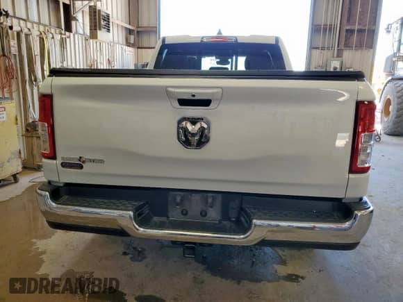 2022 Ram 1500 Big Horn с VIN 1C6RREBGXNN398744, выставлен на аукционе Copart как лот 63469075 с пробегом 83 294 миль миль и Чистый • Clean title. История ставок и продаж доступна на DreamBid. Изображение 6.