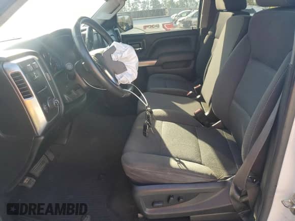 2018 Chevrolet Silverado 1500 LT с VIN 3GCPCREC5JG501167, выставлен на аукционе Copart как лот 81905455 с пробегом 134 091 миль миль и Списание • Salvage title. История ставок и продаж доступна на DreamBid. Изображение 7.