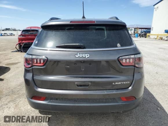 2021 Jeep Compass Limited z VIN 3C4NJCCBXMT559422, wystawiony jako Copart lot #56952545 z przebiegiem 135 697 mil mil oraz Szkoda całkowita • Salvage title. Historia ofert i sprzedaży dostępna na DreamBid. Obrazek 6.