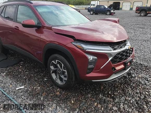 2024 Chevrolet Trax LT with VIN KL77LHE29RC212239, listed as a Copart auction lot 84007905 with 1,602 mi miles and Salvage title. Bid and sale history available at DreamBid. Image 14.