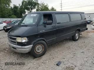1994 Dodge Passenger with VIN 2B5WB35Z3RK128864, listed as a Copart auction lot 81509115 with 146,132 mi miles and Salvage title. Bid and sale history available at DreamBid. Image 1.