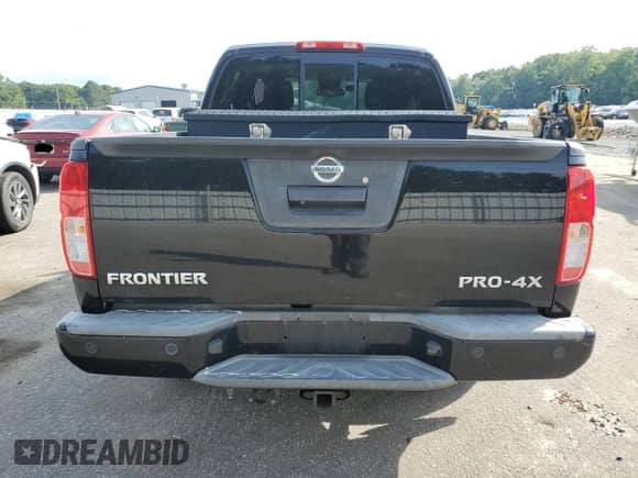 2015 Nissan Frontier SV with VIN 1N6AD0EV3FN750160, listed as a Copart auction lot 69587005 with 124,169 mi miles and Salvage title. Bid and sale history available at DreamBid. Image 6.