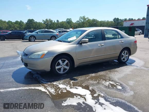 2003 Honda Accord EX с VIN 1HGCM566X3A031007, выставлен на аукционе IAAI как лот 43122269 с пробегом 240 297 миль миль и . История ставок и продаж доступна на DreamBid. Изображение 2.