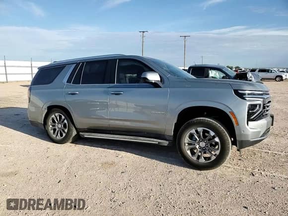 2025 Chevrolet Tahoe LT z VIN 1GNS5NRD7SR148973, wystawiony jako Copart lot #69501545 z przebiegiem 14 342 mil mil oraz Szkoda całkowita • Salvage title. Historia ofert i sprzedaży dostępna na DreamBid. Obrazek 15.