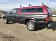 1994 Dodge RAM with VIN 1B7KC26WXRS618712, listed as a Copart auction lot 49266975 with 111,384 mi miles and Clean title. Bid and sale history available at DreamBid. Image 2.