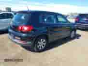 2010 Volkswagen Tiguan с VIN WVGAV9AX6AW000410, выставлен на аукционе IAAI как лот 41446852 с пробегом 118 728 миль миль и . История ставок и продаж доступна на DreamBid. Изображение 4.