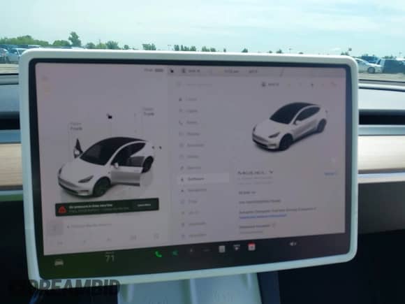 2023 Tesla Model Y Long Range z VIN 7SAYGDEE0PA178495, wystawiony jako IAAI lot #42507571 z przebiegiem 55 840 mil mil oraz . Historia ofert i sprzedaży dostępna na DreamBid. Obrazek 18.