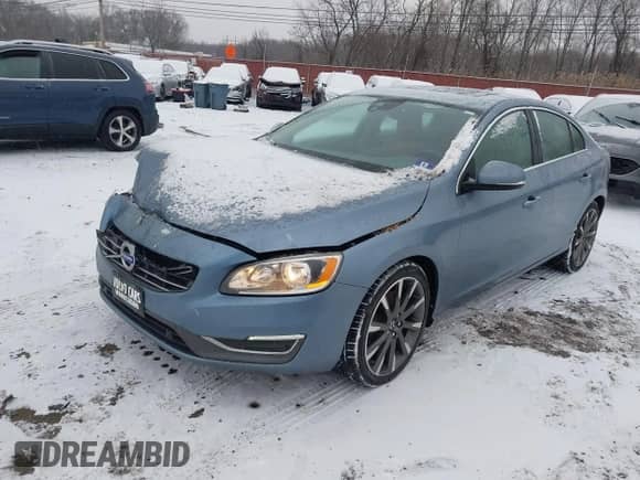 2017 Volvo S60 Inscription с VIN LYV402TK3HB127947, выставлен на аукционе IAAI как лот 41235145 с пробегом 124 034 миль миль и . История ставок и продаж доступна на DreamBid. Изображение 2.