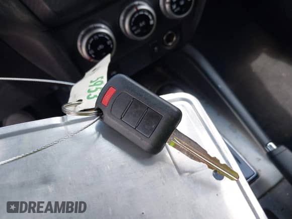 2021 Mitsubishi Outlander ES с VIN JA4ARUAU5MU035449, выставлен на аукционе IAAI как лот 42783031 с пробегом 73 998 миль миль и . История ставок и продаж доступна на DreamBid. Изображение 11.