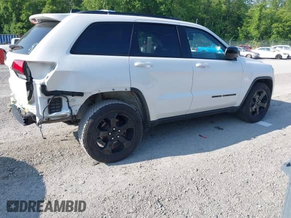 2019 Jeep Grand Cherokee Altitude with VIN 1C4RJFAG1KC829339, listed as a IAAI auction lot 42426285 with 86,404 mi miles and . Bid and sale history available at DreamBid. Image 4.