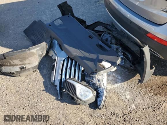 2015 Hyundai Santa Fe GLS с VIN KM8SNDHF8FU119440, выставлен на аукционе Copart как лот 71536055 с пробегом 209 491 миль миль и Списание • Salvage title. История ставок и продаж доступна на DreamBid. Изображение 13.