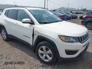 2018 Jeep Compass Latitude with VIN 3C4NJDBB1JT360813, listed as a IAAI auction lot 42905131 with 109,870 mi miles and . Bid and sale history available at DreamBid. Image 1.