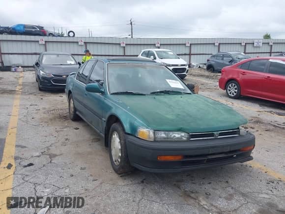 1992 Honda Accord с VIN 1HGCB7578NA217868, выставлен на аукционе IAAI как лот 42552615 с пробегом 293 113 миль миль и . История ставок и продаж доступна на DreamBid. Изображение 1.