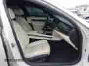 2013 BMW 7 Series 750Li xDrive с VIN WBAYF8C5XDD139832, выставлен на аукционе IAAI как лот 42110322 с пробегом 149 453 миль миль и . История ставок и продаж доступна на DreamBid. Изображение 5.