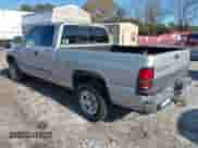 2000 Dodge 1500 with VIN 1B7HC13Y9YJ105207, listed as a IAAI auction lot 40916206 with 117,523 mi miles and . Bid and sale history available at DreamBid. Image 3.