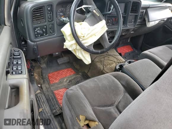 2004 GMC Sierra 1500 SLE with VIN 1GTEK19V04E168704, listed as a Copart auction lot 68569854 with Not provided miles and Salvage title. Bid and sale history available at DreamBid. Image 8.