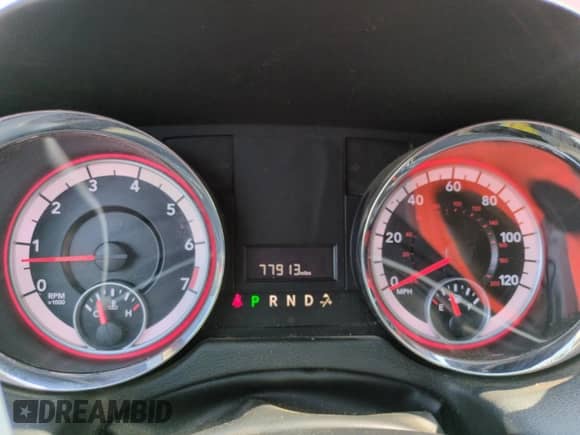 2013 Dodge Grand Caravan SXT with VIN 2C4RDGCGXDR633730, listed as a Copart auction lot 64557035 with 77,913 mi miles and Salvage title. Bid and sale history available at DreamBid. Image 9.