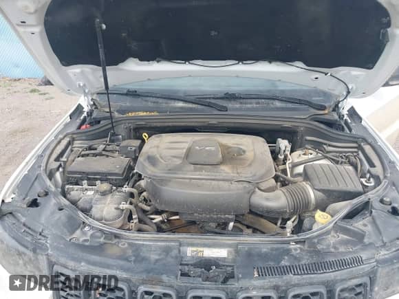 2018 Jeep Grand Cherokee Trailhawk z VIN 1C4RJFLGXJC469600, wystawiony jako IAAI lot #43016113 z przebiegiem 139 729 mil mil oraz . Historia ofert i sprzedaży dostępna na DreamBid. Obrazek 10.