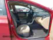 2011 Hyundai Elantra GLS z VIN KMHDH4AE8BU129302, wystawiony jako IAAI lot #41779783 z przebiegiem 191 412 mil mil oraz . Historia ofert i sprzedaży dostępna na DreamBid. Obrazek 5.