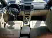 2016 Volkswagen Tiguan S с VIN WVGAV7AX5GW096575, выставлен на аукционе Copart как лот 50920865 с пробегом 87 169 миль миль и Списание • Salvage title. История ставок и продаж доступна на DreamBid. Изображение 8.