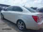 2013 Chevrolet Sonic LTZ с VIN 1G1JE5SB4D4190460, выставлен на аукционе IAAI как лот 42486970 с пробегом 85 086 миль миль и . История ставок и продаж доступна на DreamBid. Изображение 3.