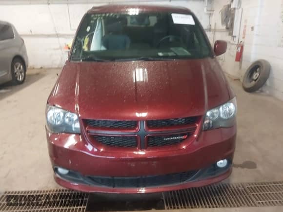 2019 Dodge Grand Caravan GT with VIN 2C4RDGEG4KR536128, listed as a IAAI auction lot 42748904 with 61,481 mi miles and . Bid and sale history available at DreamBid. Image 12.