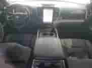 2025 Ram 1500 Big Horn z VIN 1C6RREFG9SN668925, wystawiony jako Copart lot #84624335 z przebiegiem 9 188 mil mil oraz Szkoda całkowita • Salvage title. Historia ofert i sprzedaży dostępna na DreamBid. Obrazek 8.