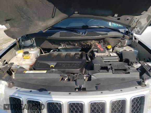 2011 Jeep Compass Latitude с VIN 1J4NF1FB2BD135425, выставлен на аукционе Copart как лот 63449735 с пробегом 85 497 миль миль и На запчасти • Non repairable. История ставок и продаж доступна на DreamBid. Изображение 11.