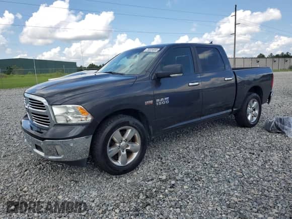 2016 Ram 1500 Big Horn z VIN 1C6RR6LT8GS221258, wystawiony jako Copart lot #70324955 z przebiegiem 183 560 mil mil oraz Szkoda całkowita • Salvage title. Historia ofert i sprzedaży dostępna na DreamBid. Obrazek 1.