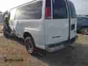 2000 Chevrolet Express z VIN 1GAHG39R3Y1163418, wystawiony jako IAAI lot #41864583 z przebiegiem 137 770 mil mil oraz . Historia ofert i sprzedaży dostępna na DreamBid. Obrazek 3.